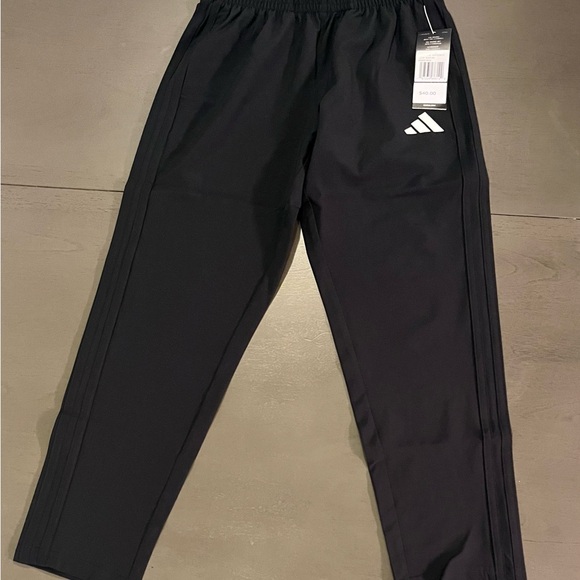 Adidas Big Kid Boys Mid Rise Tapered Draw String Pants Small (8) NWT - Picture 1 of 1